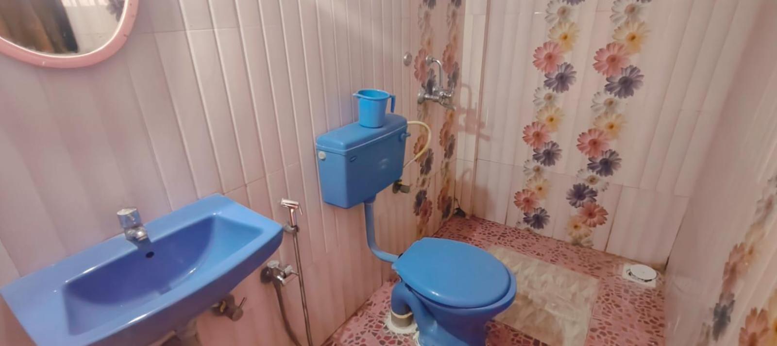 Esther Guest House Calangute Phòng bức ảnh